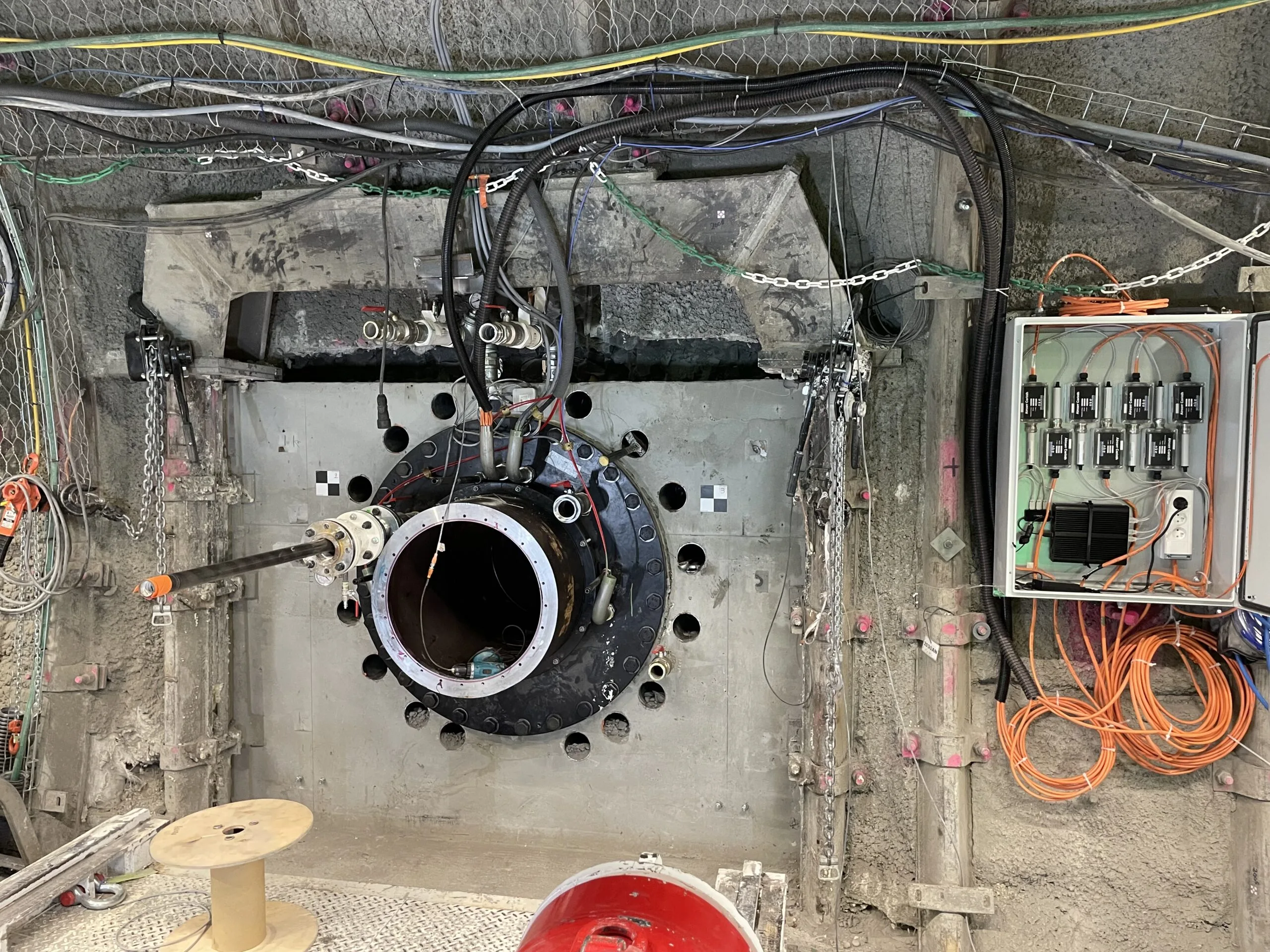 Metallic materials tested under underground storage conditions - ANDRA programme